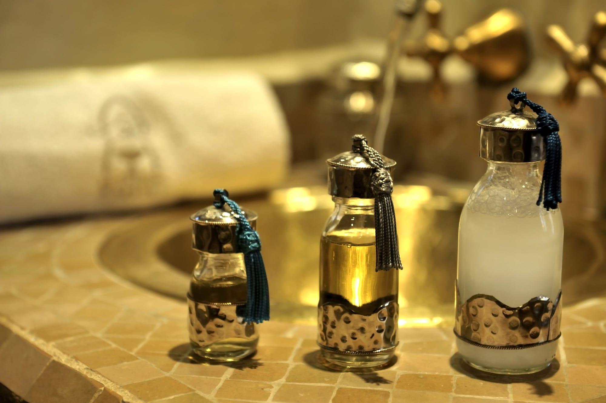 Riad Le Jardin D'Abdou Marrákes Kültér fotó Amenities at the Mandarin Oriental, Munich