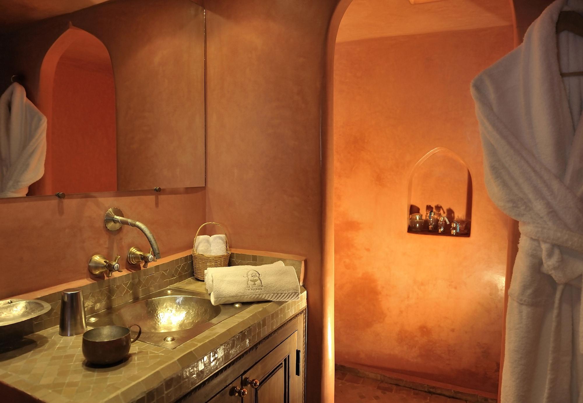 Riad Le Jardin D'Abdou Marrákes Kültér fotó Bathroom in a Moroccan hammam