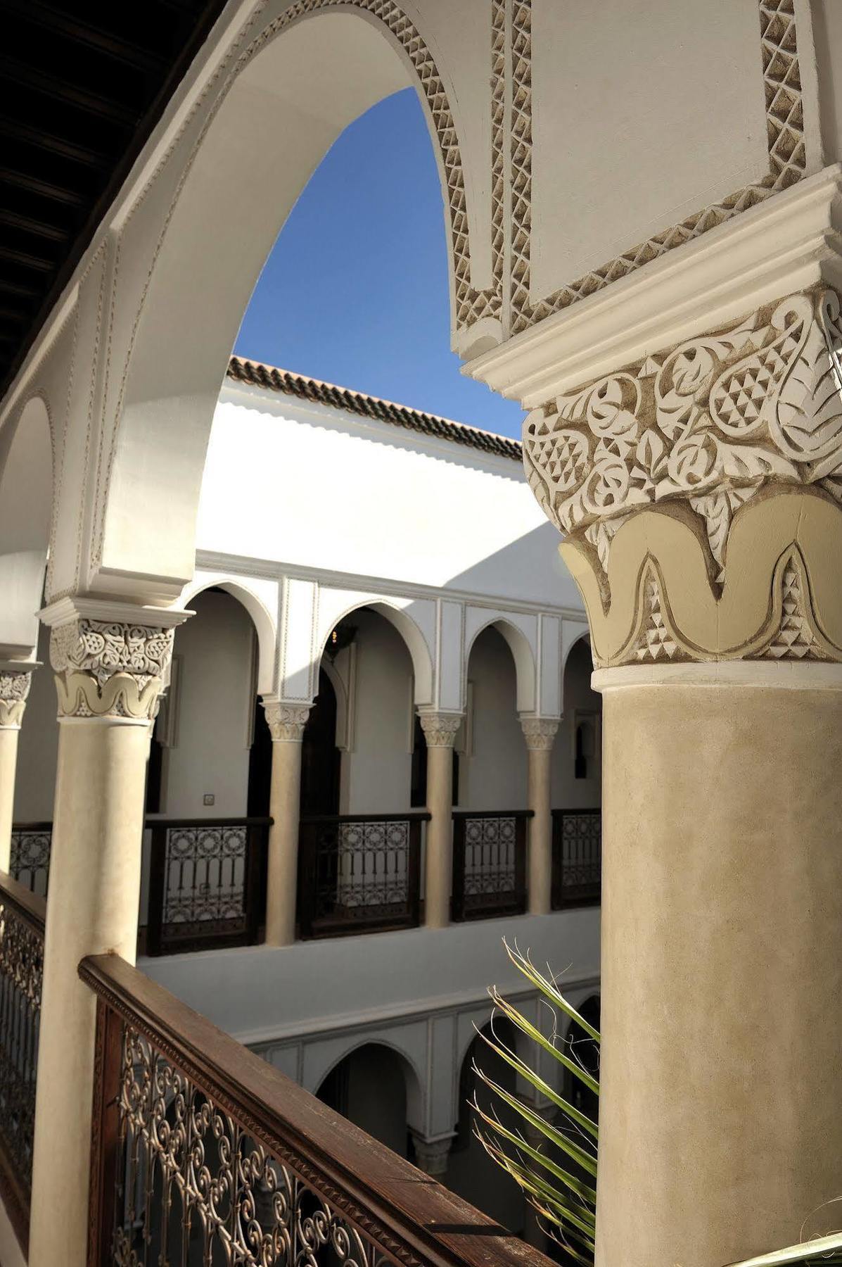 Riad Le Jardin D'Abdou Marrákes Kültér fotó The courtyard of the madrasa